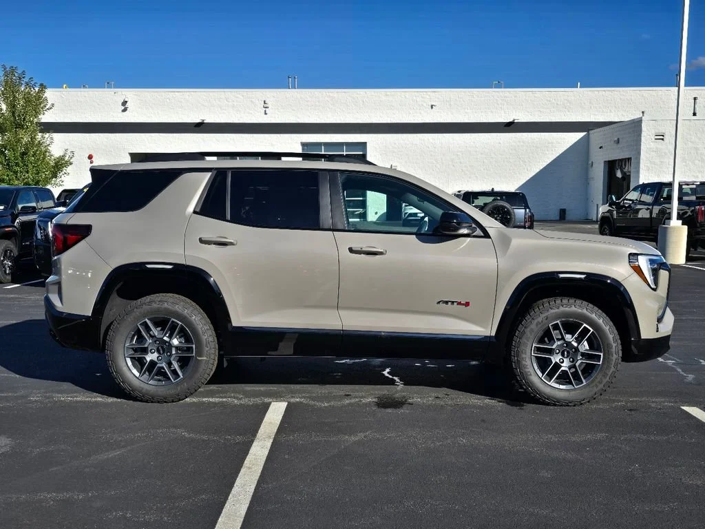 2026 GMC Terrain AT4 - Photo 11