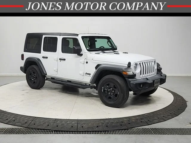 2023 Jeep Wrangler Sport's photo