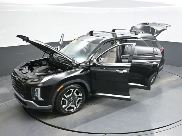 Used 2023 Black Hyundai Limited image 28
