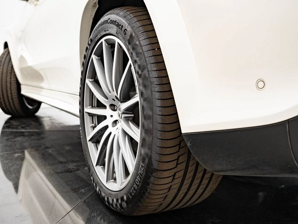 Used 2023 Manufaktur Diamond White Metallic Mercedes-Benz GLS 450 image 50