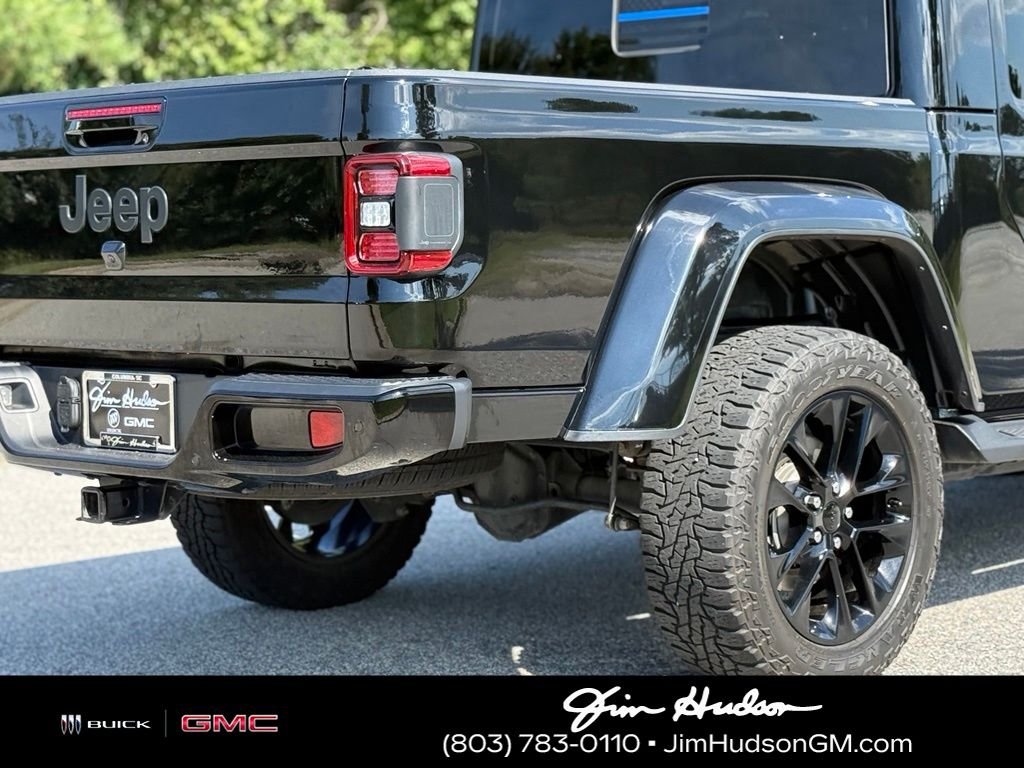 Used 2022 Black Jeep Overland image 17