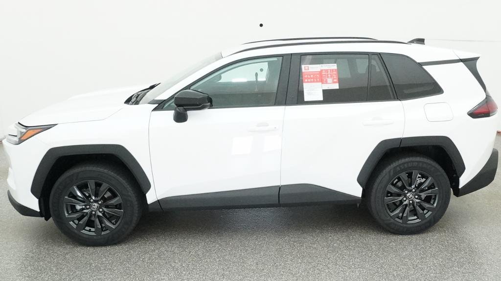 New 2026 Ice Cap Toyota XLE Premium image 47