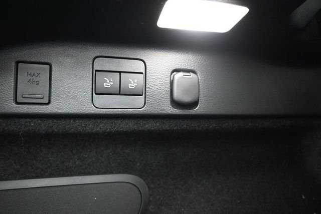 Used 2024 White Lexus 350 image 10