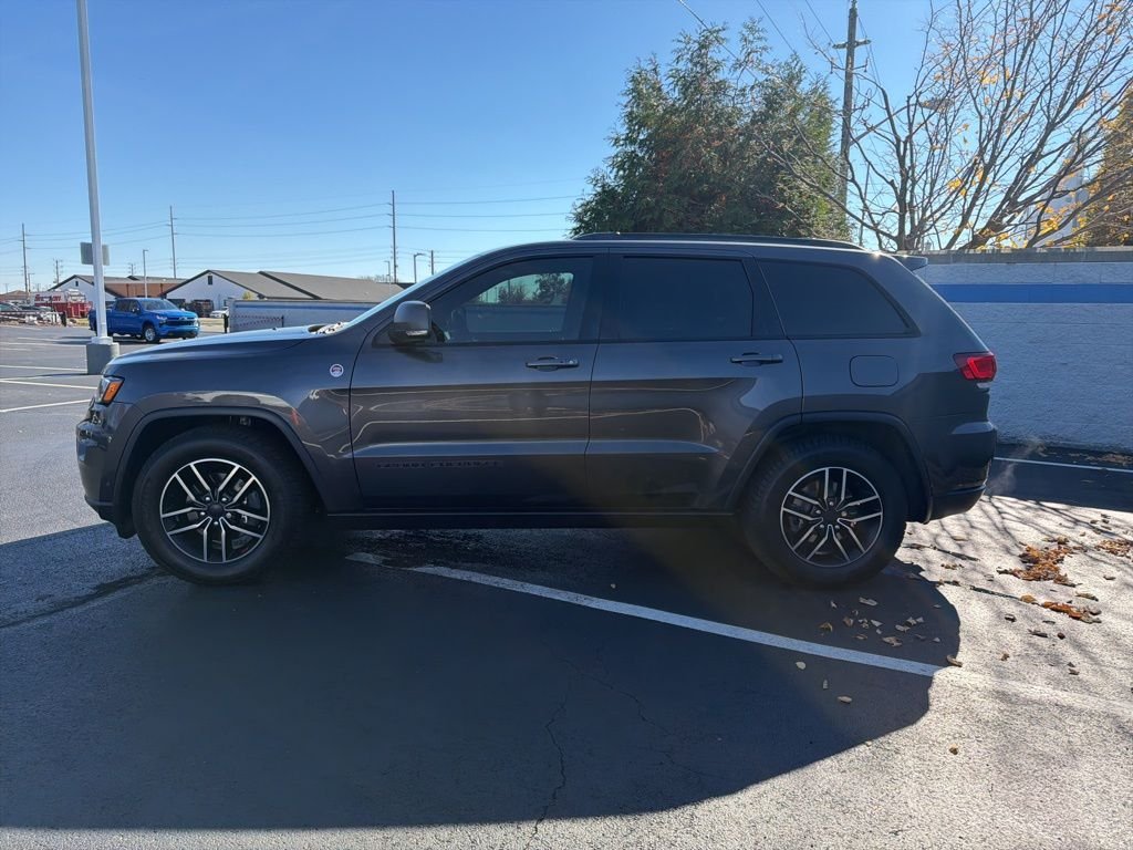 Used 2019 Jeep Grand Cherokee Trailhawk with VIN 1C4RJFLG5KC625267 for sale in Golden Valley, Minnesota