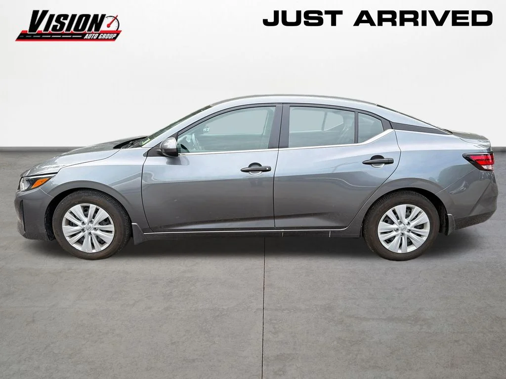 Used 2025 Gray Nissan S image 8