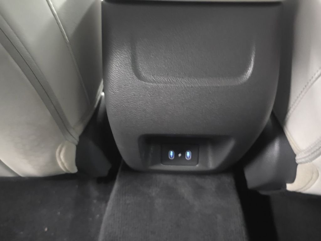 Certified Used 2025 Red Hyundai SEL image 27