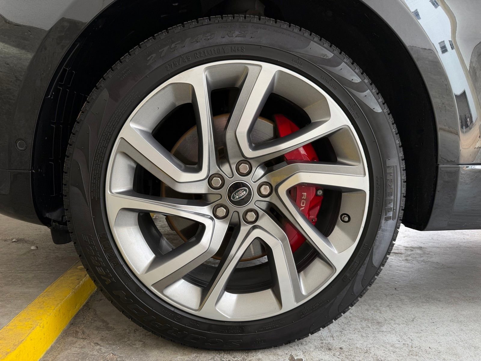 Used 2019 Black Land Rover Autobiography image 22
