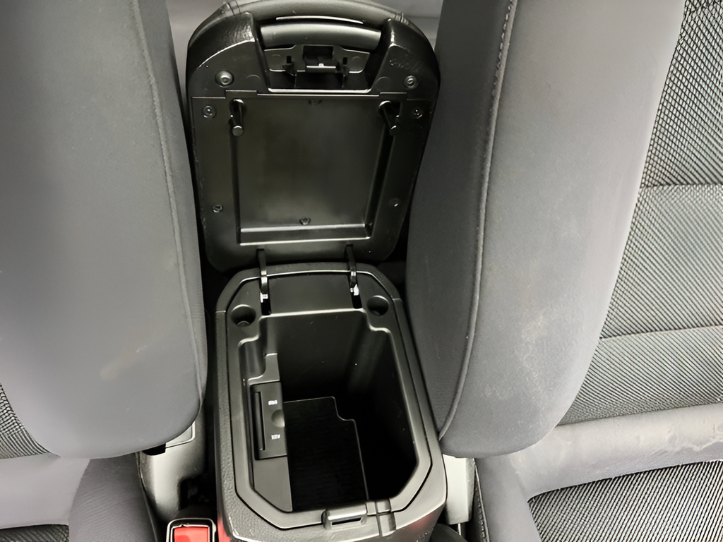 Used 2013 Silver Ice Metallic Chevrolet 1LT image 27