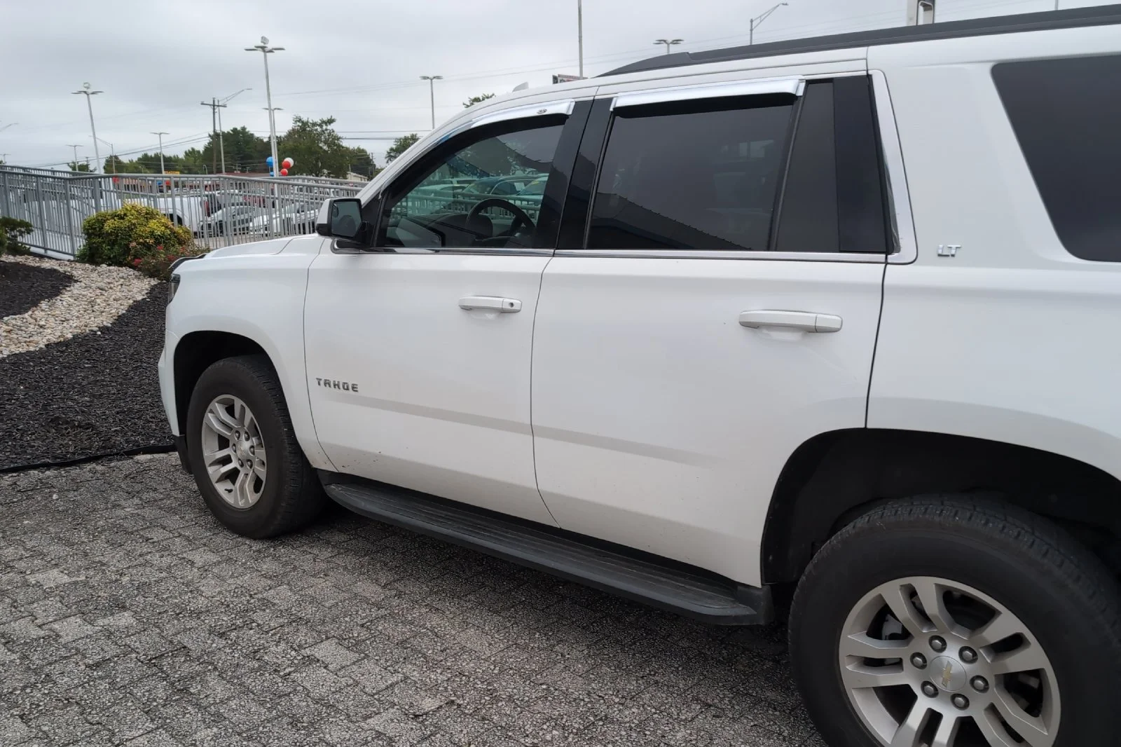 Used 2017 SUMMIT WHITE Chevrolet LT image 11