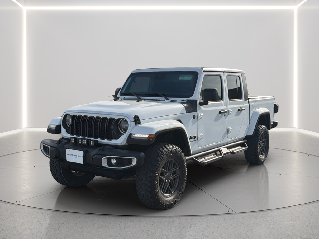 Used 2024 Bright White Clearcoat Jeep Sport S image 9
