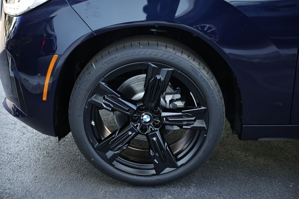 New 2026 Tanzanite Blue II Metallic BMW 30 xDrive image 12