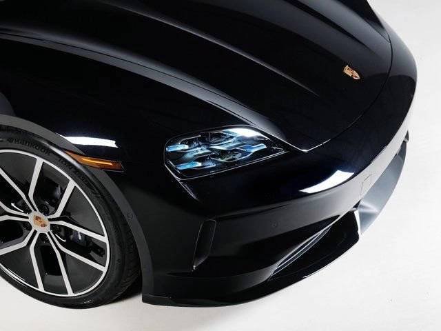 New 2026 Jet Black Metallic Porsche 4 Black Edition image 32