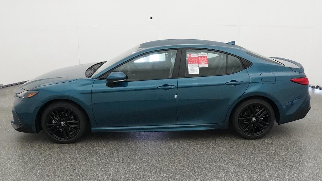 New 2026 Ocean Gem Toyota SE image 3