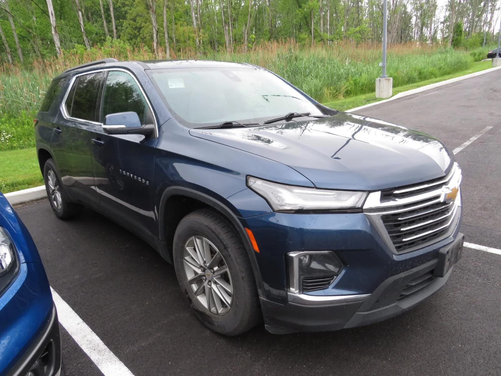Used 2023 Northsky Blue Metallic Chevrolet LT Cloth image 2