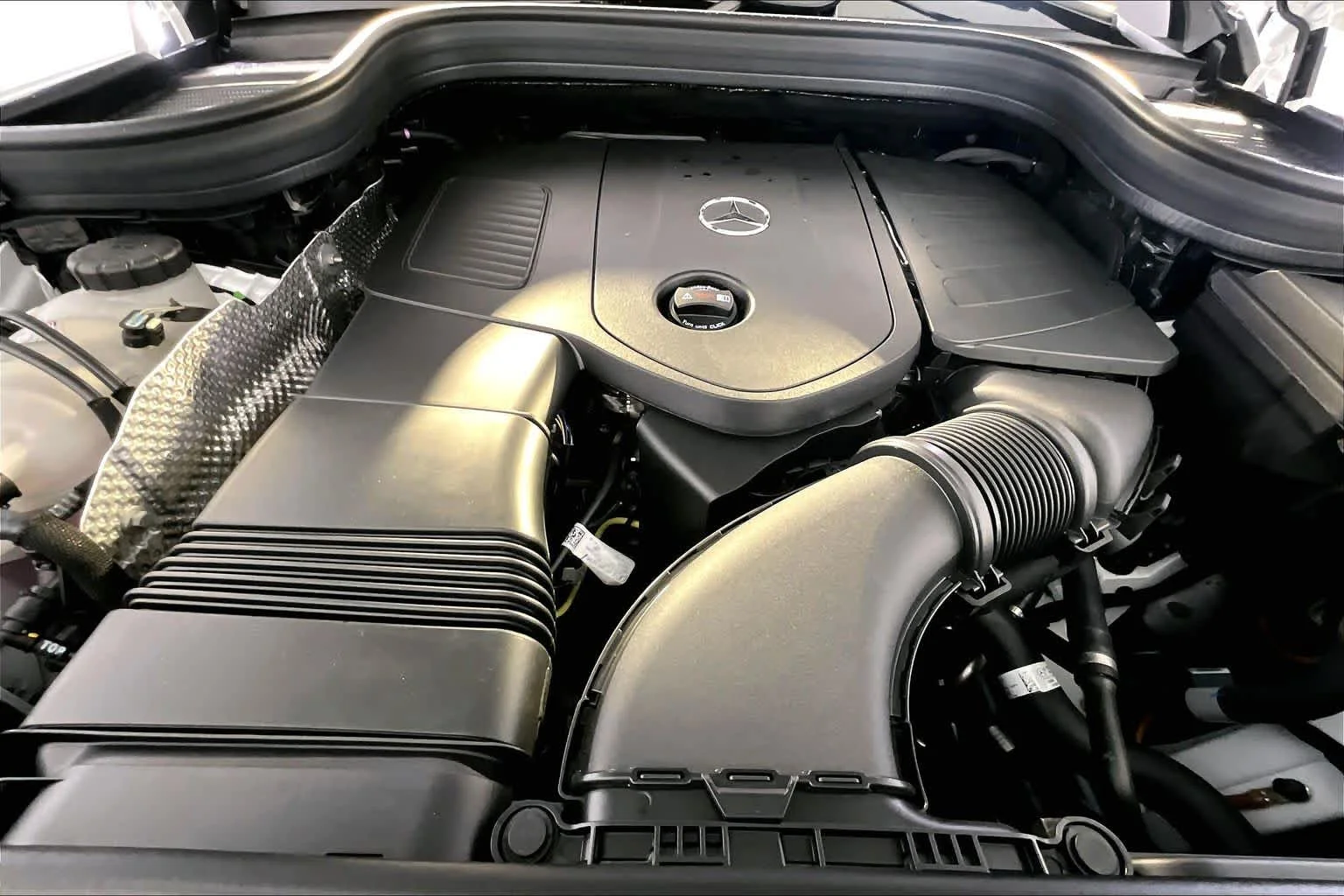 New 2026 Polar White Mercedes-Benz GLE 350 image 14