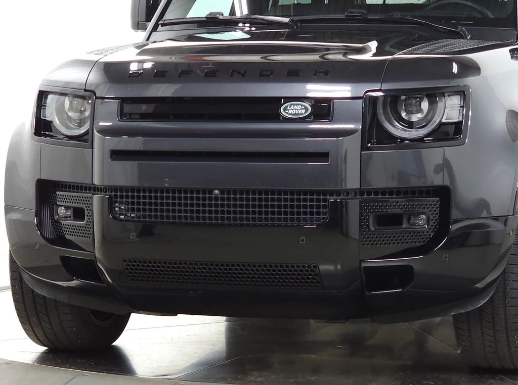 2025 Land Rover Defender V8 - Photo 13