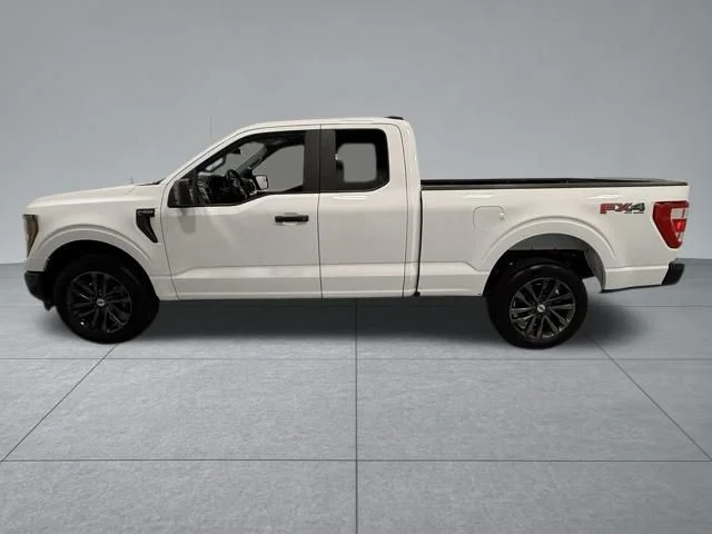 Used 2023 White Ford XL image 6