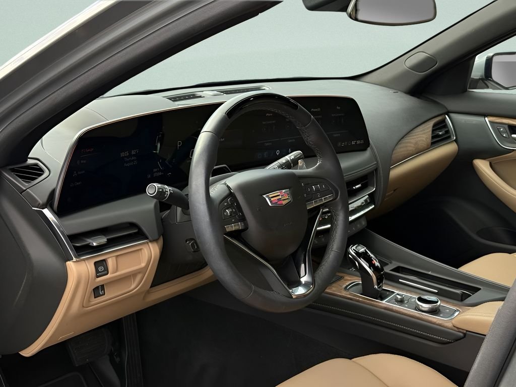 Used 2025 Silver Cadillac Premium Luxury image 9