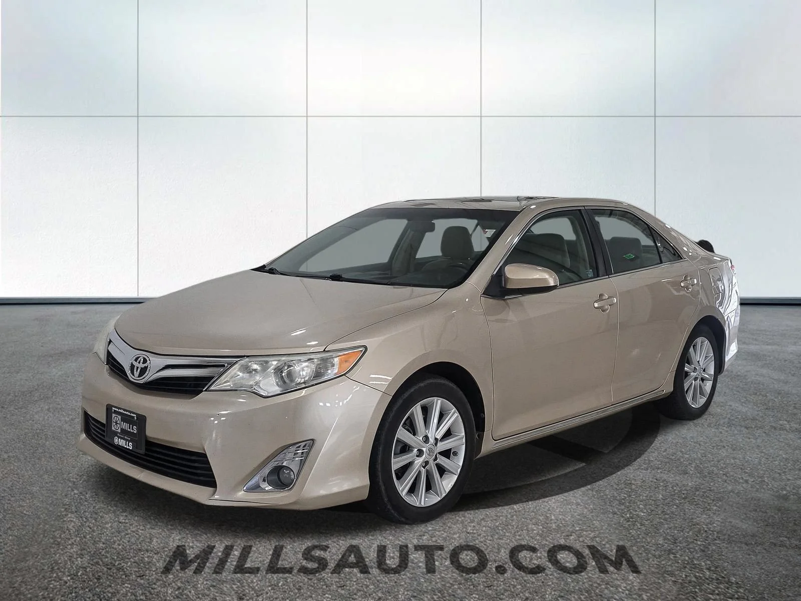Used 2012 Toyota Camry XLE with VIN 4T4BF1FK0CR239147 for sale in Willmar, Minnesota