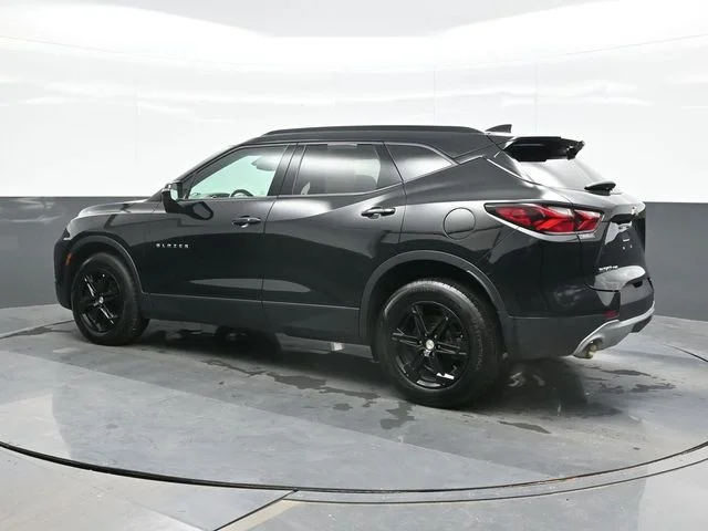 Used 2020 Black Chevrolet LT image 3