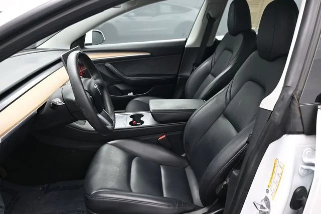 Used 2023 White Tesla Base image 6