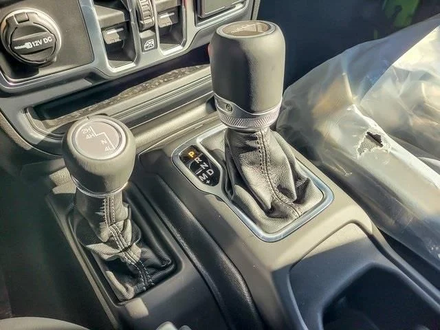 New 2026 Mojito Jeep Sahara image 18