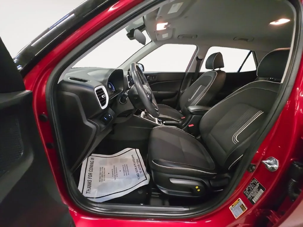 Used 2025 Red Hyundai Limited image 16