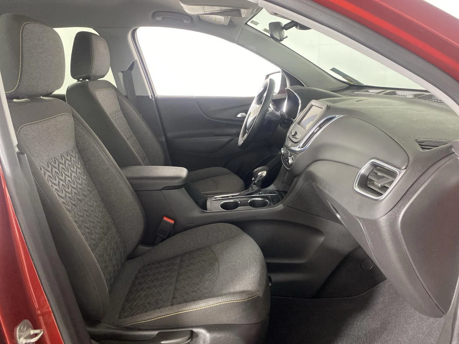 Used 2023 Radiant Red Tintcoat Chevrolet LT image 27