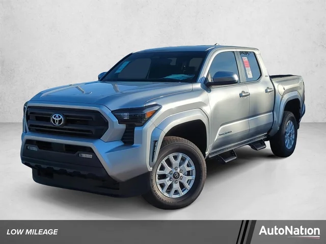 2025 Toyota Tacoma 4WD SR5