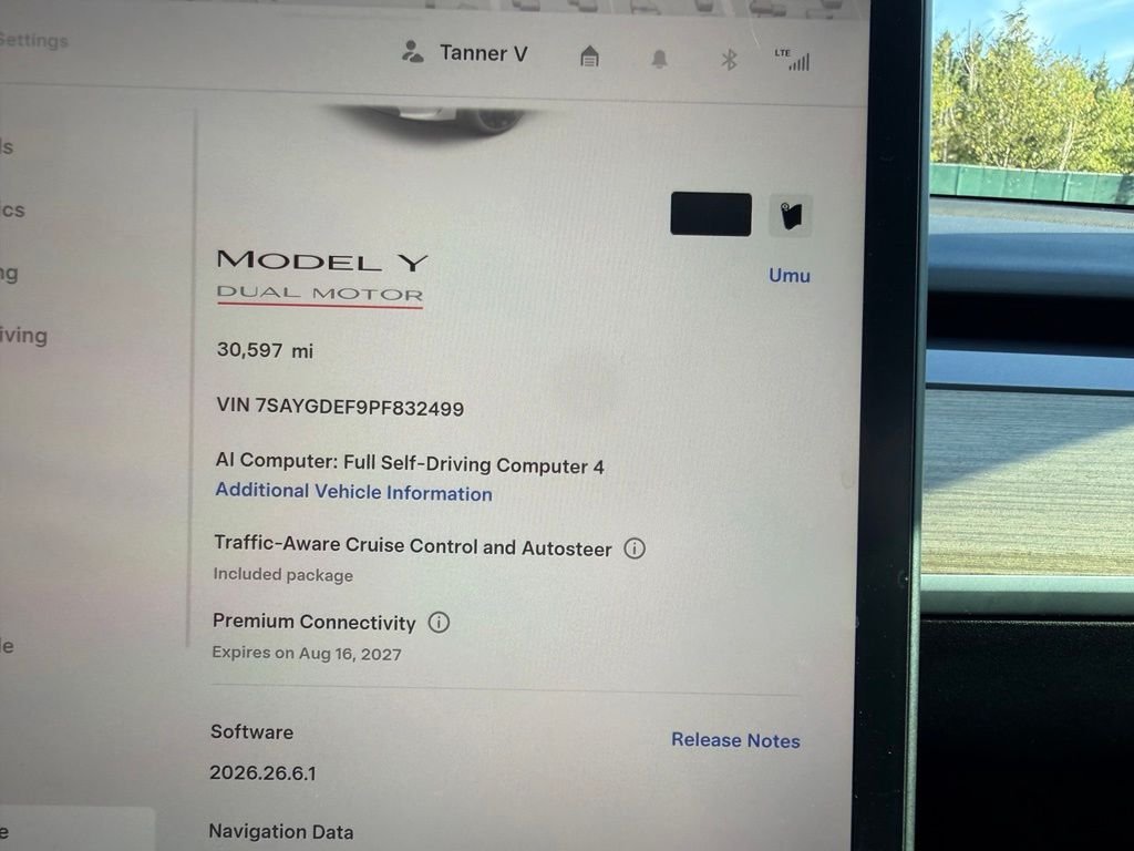 Used 2023 Pearl White Multi-Coat Tesla Performance image 14
