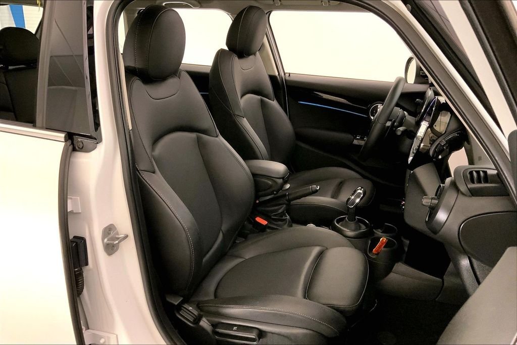 Used 2024 Nanuq White Metallic MINI  image 6