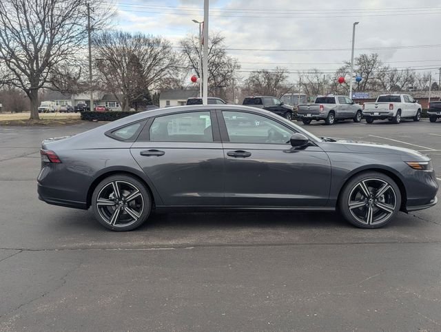 New 2026 Meteorite Gray Metallic Honda SE image 5