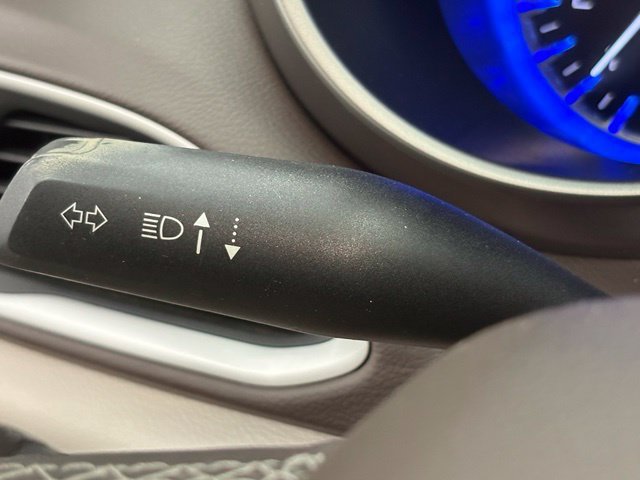 Used 2017 Red Chrysler Touring L image 25