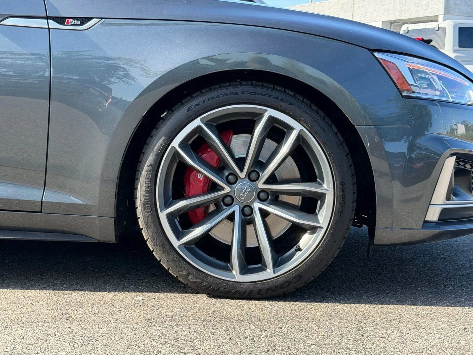 Used 2018 Daytona Gray Pearl Effect Audi 3.0T Prestige image 30