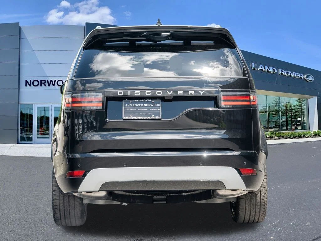 New 2026 Santorini Black Land Rover  image 5