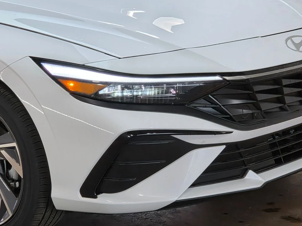 New 2026 Serenity White Hyundai Limited image 9