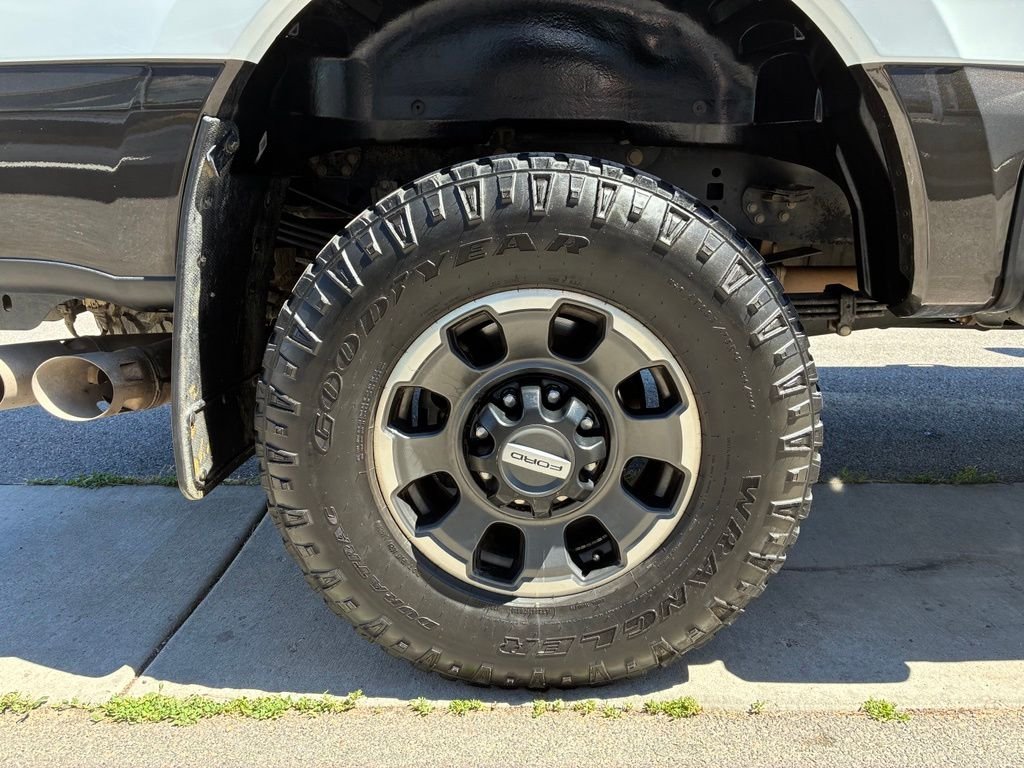 Used 2024  Ford King Ranch image 48