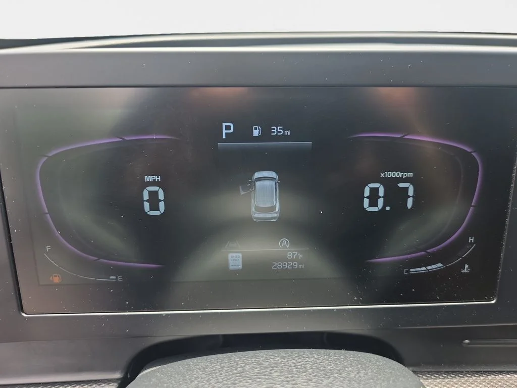 2025 Kia Sportage LX - Photo 14