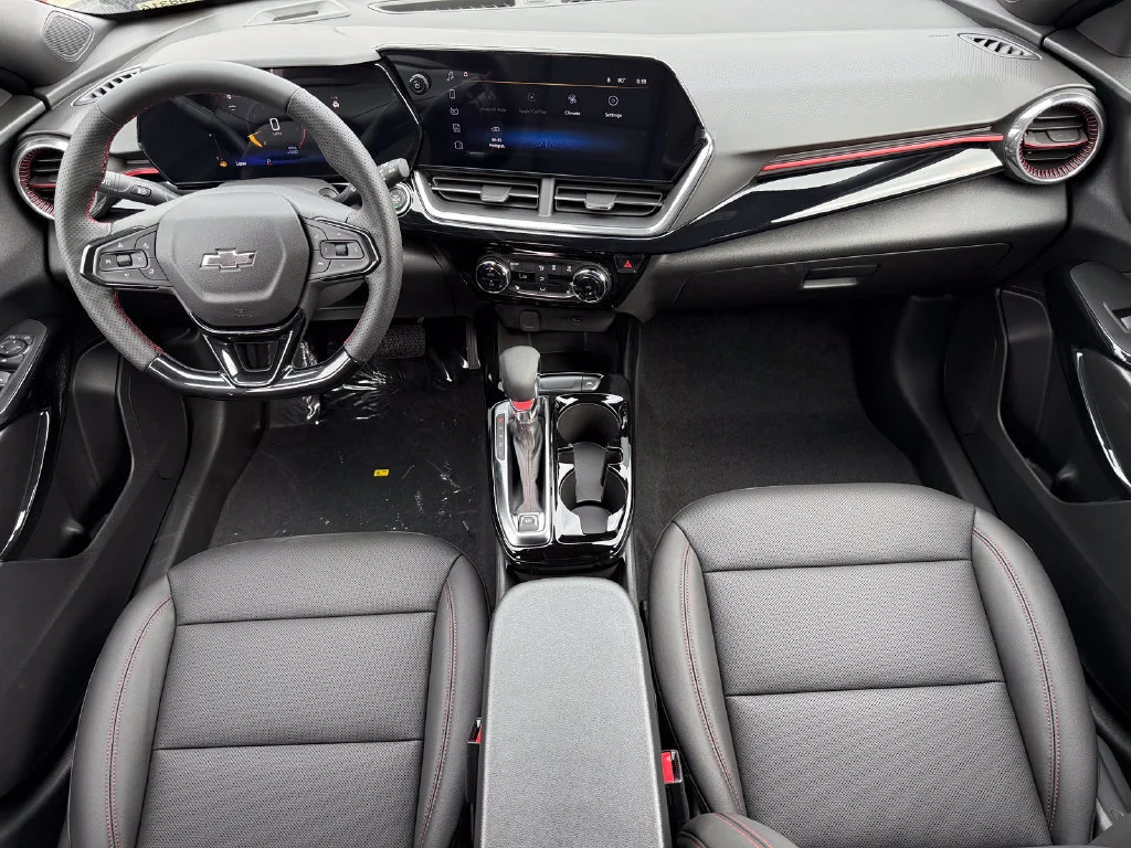 2026 Chevrolet Trax RS - Photo 10