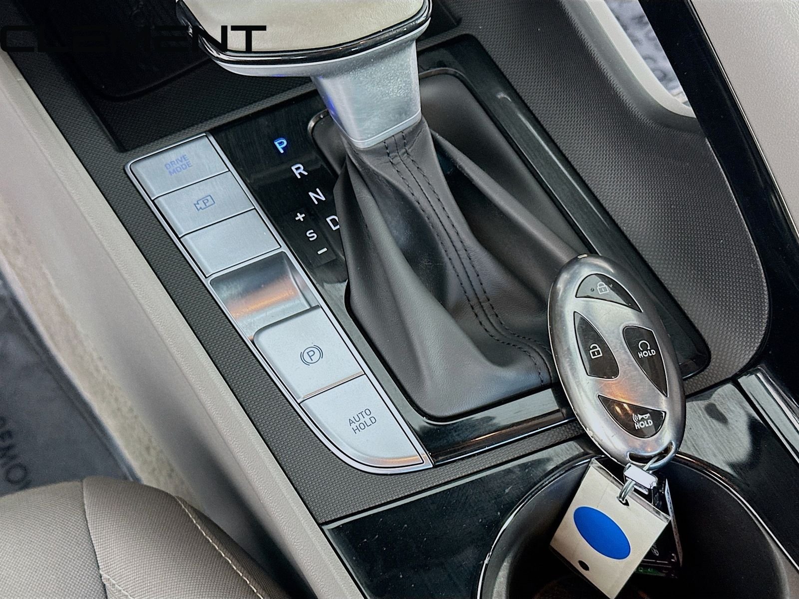 2024 Hyundai Elantra SEL - Photo 24