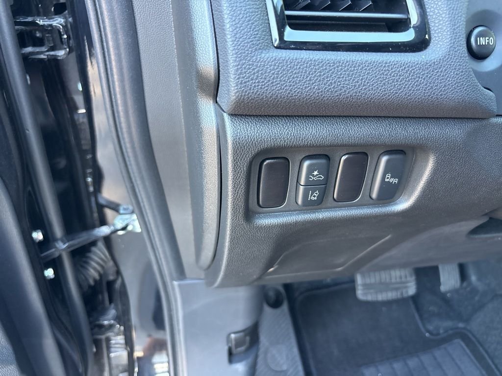 Certified Used 2025 Black Mitsubishi  image 24