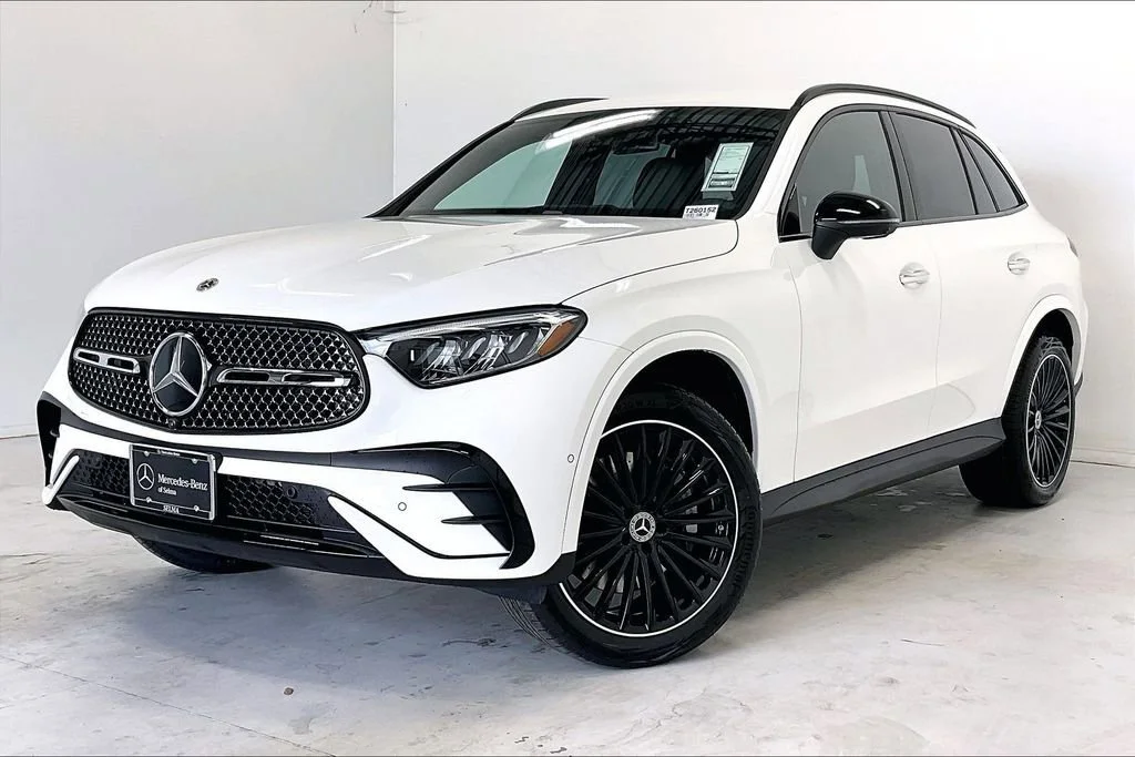 New 2026 Polar White Mercedes-Benz GLC 300 image 14