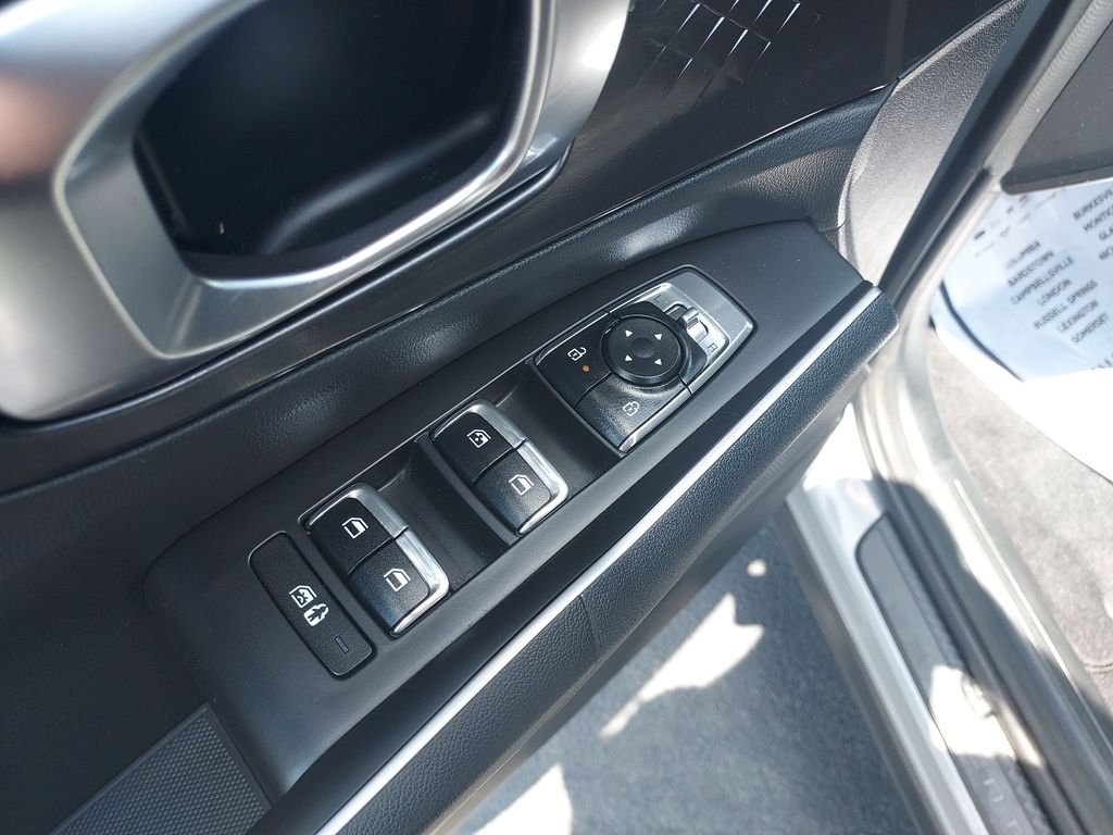 Used 2025 Gray Kia S image 10