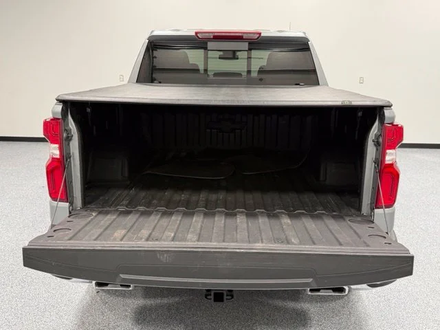 Used 2025 Gray Chevrolet LTZ image 8
