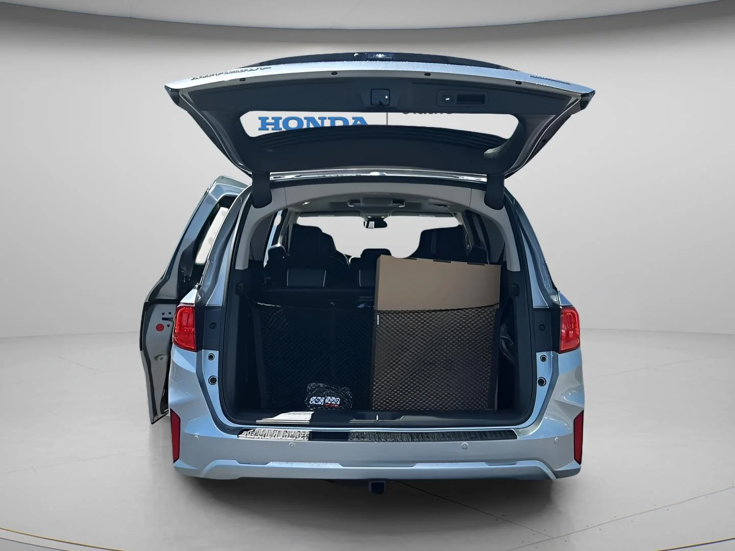 New 2026 Solar Silver Metallic Honda Touring image 18