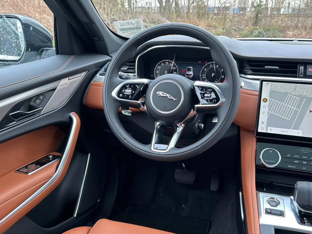 2026 Jaguar F-Pace R-Dynamic S - Photo 24