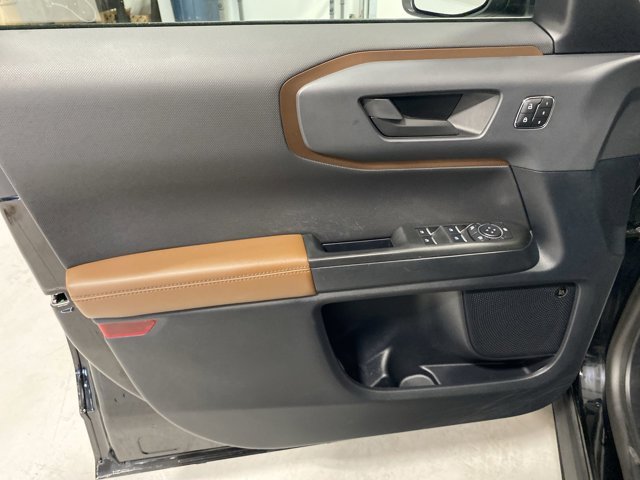 Used 2023  Ford Outer Banks image 21