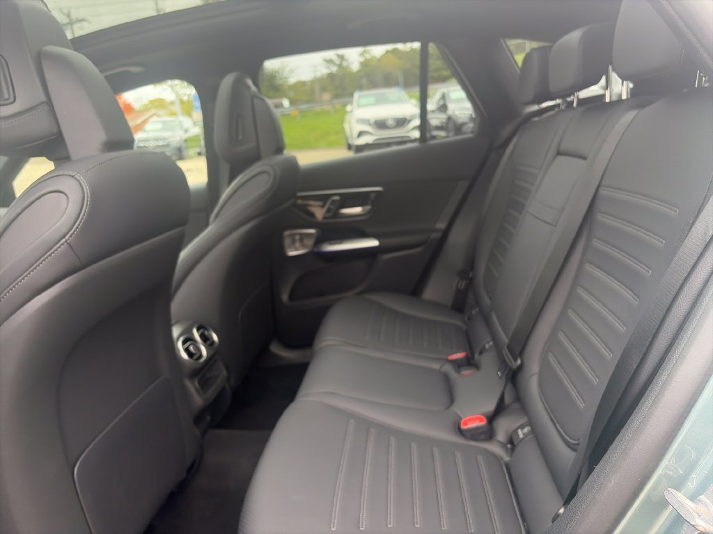 Used 2026 Silver Mercedes-Benz GLC 300 image 18