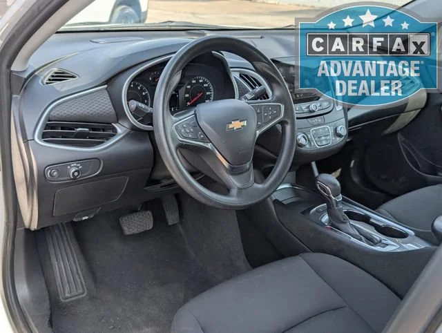 Used 2024 Summit White Chevrolet 1LT image 4