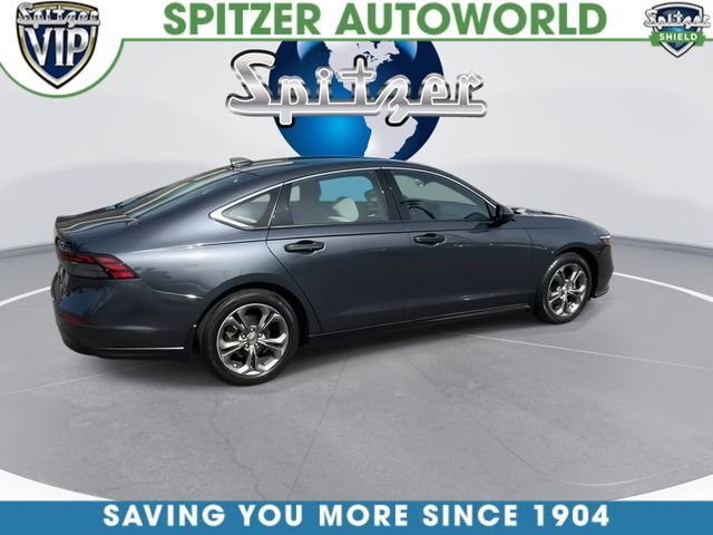 Used 2023  Honda EX image 9